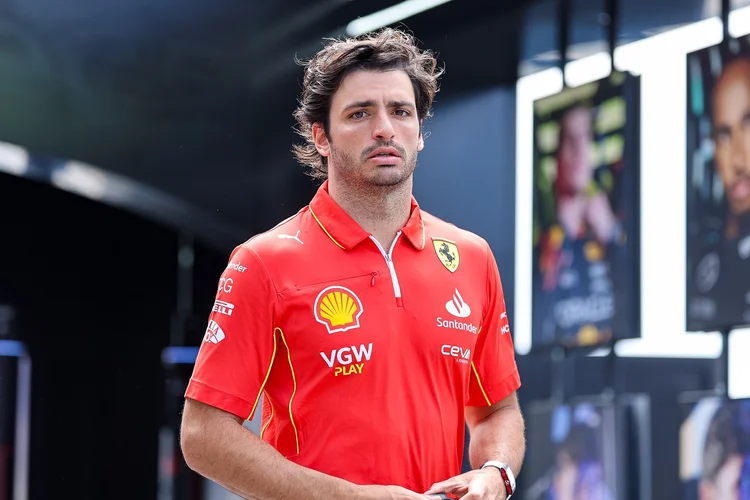 JEDDAH, SAUDI ARABIA - MARCH 6: Carlos Sainz of Spain and Scuderia Ferrari enters the paddock during previews ahead of the F1 Grand Prix of Saudi Arabia at Jeddah Corniche Circuit on March 6, 2024 in Jeddah, Saudi Arabia. (Photo by Kym Illman/Getty Images) (Kym Illman/Getty Images)