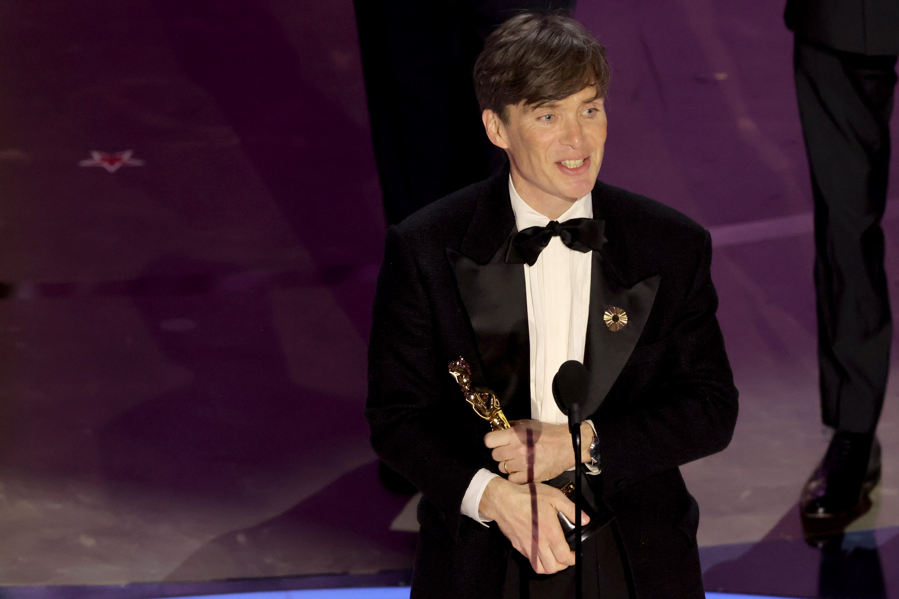 Oscar 2024: Cillian Murphy conquista estatueta de melhor ator; conheça o artista