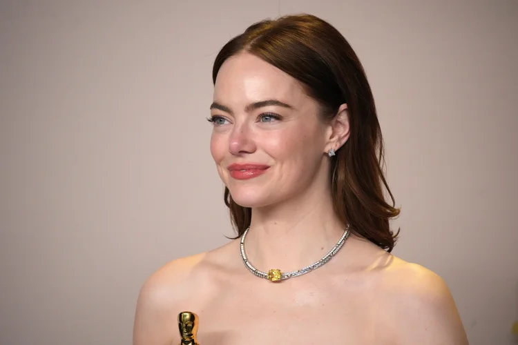 Emma Stone: atriz ganho Oscar em 2024 por sua atuação em Poor Things (Jeff Kravitz/FilmMagic/Getty Images)