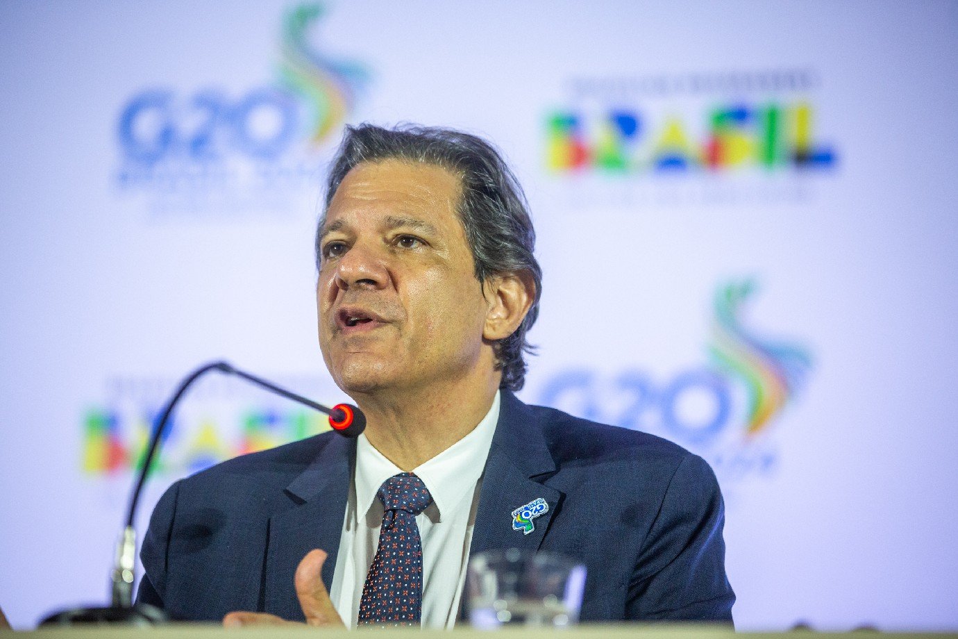 Haddad cita mudança de cenário e diz que busca ‘meta factível’ para contas públicas em 2025