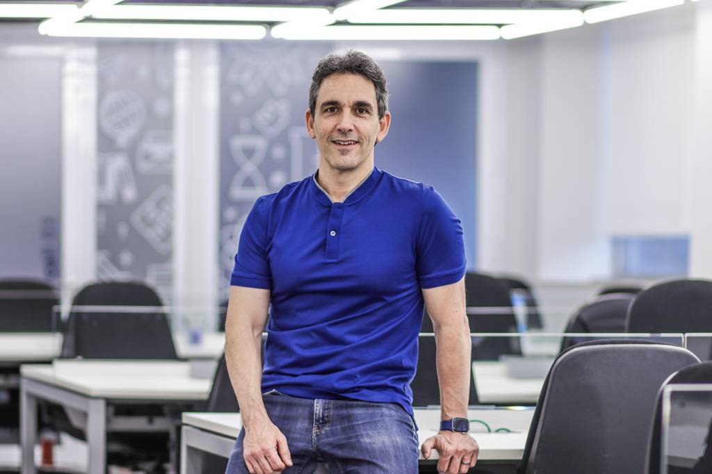 O argentino que abriu a startup com US$ 100 e agora tem R$ 100 milhões para aquisições no Brasil