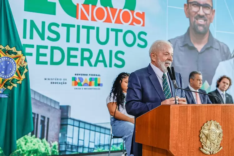 Presidente da República, Luiz Inácio Lula da Silva, durante a Cerimônia de Anúncio de 100 novos Institutos Federais, no Palácio do Planalto (Ricardo Stuckert / PR/Divulgação)