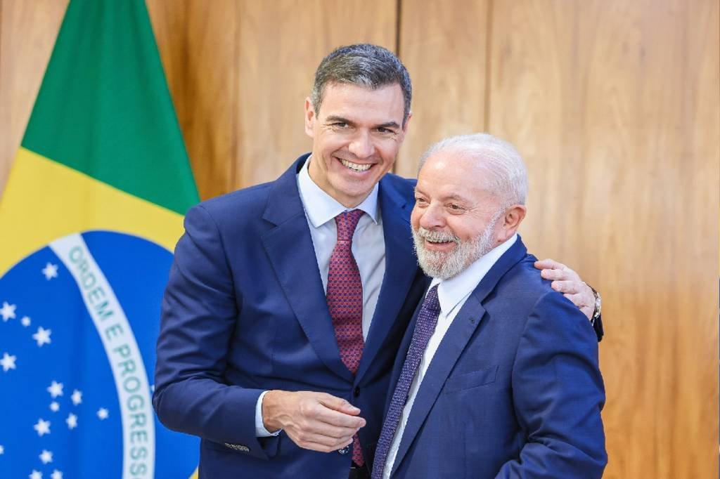 Lula e Sánchez dizem que acordo Mercosul-UE ainda é possível, mas não confirmam data