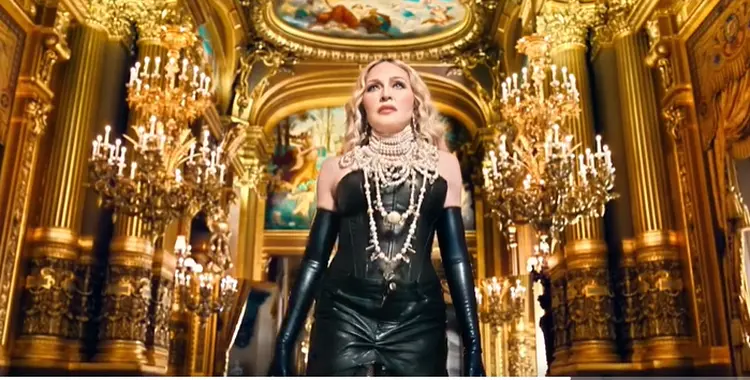 Madonna na campanha do Itaú, um dos patrocinadores do show em Copacabana (Reprodução/Instagram/Itaú/Reprodução)