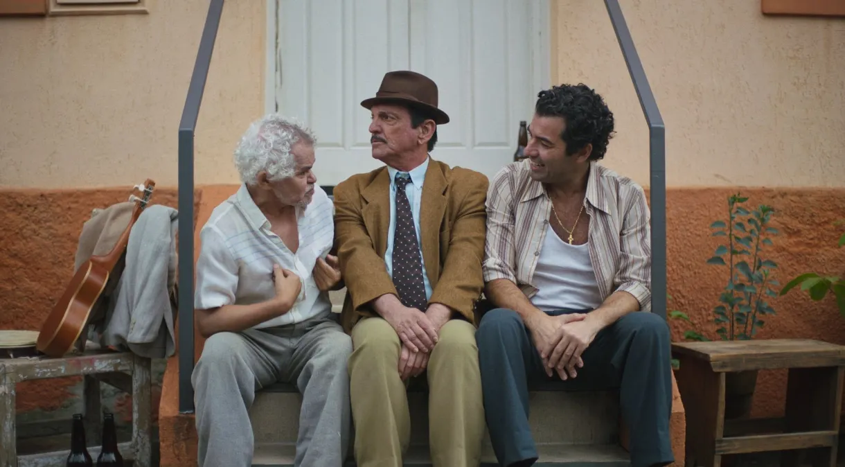 Paulo Miklos revive Adoniran Barbosa no filme 'Saudosa Maloca'