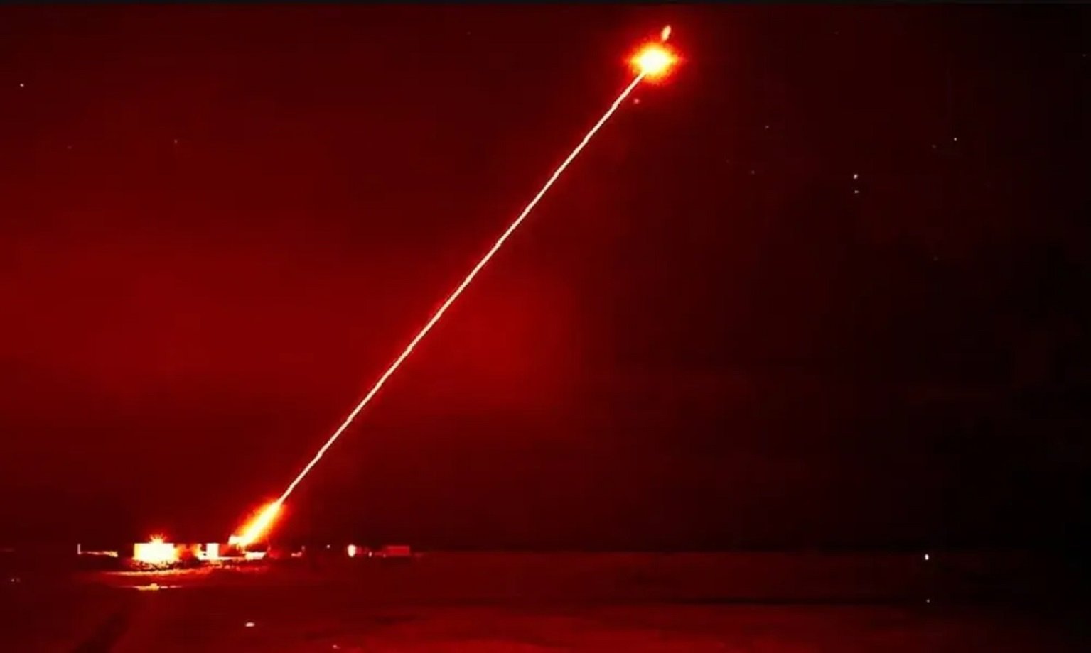 Laser 'Fogo do Dragão': sem munição e disparo de R$ 60 pode revolucionar campo de batalha