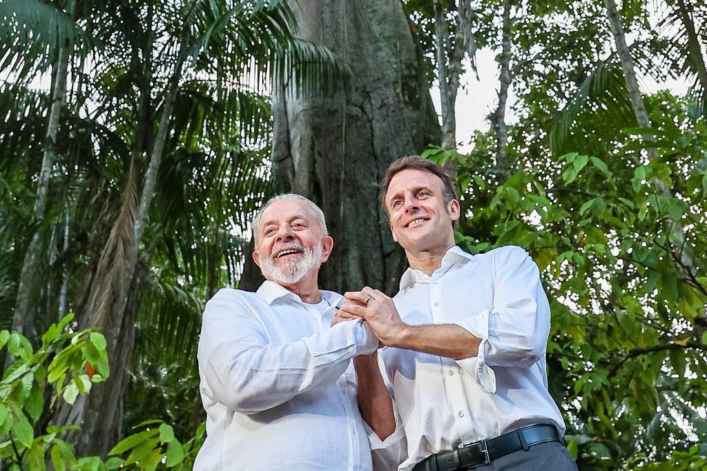 O cenário de 'casamento' de Lula e Macron é exemplo de empreendedorismo com chocolate da Amazônia