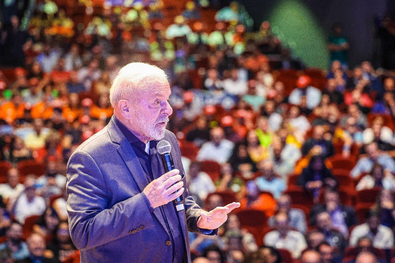 Lula diz que enchentes no RS foram alertas de mudanças climáticas