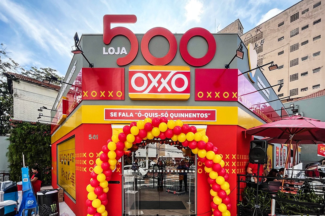 Mais um Oxxo? Rede chega a 500 lojas e quer crescer (mais) em SP