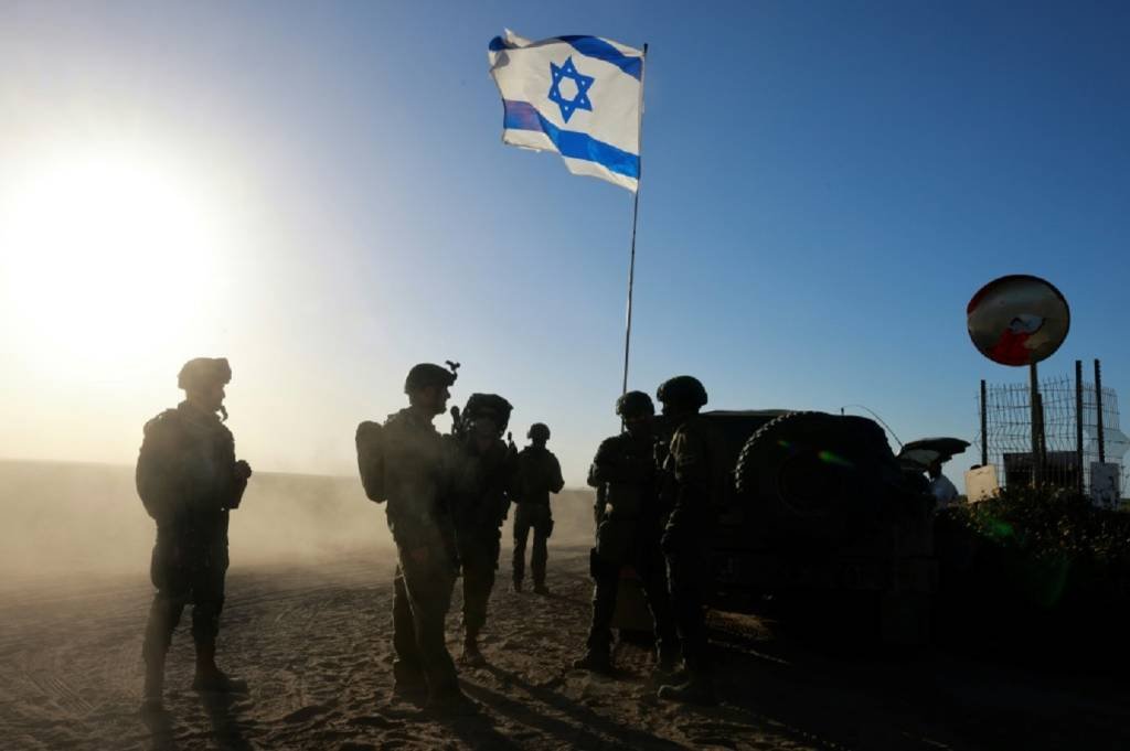 Pressão diplomática aumenta para cessar-fogo entre Israel e Hamas em Gaza