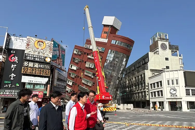 Foi o pior terremoto em Taiwan em 25 anos (CNA/AFP)