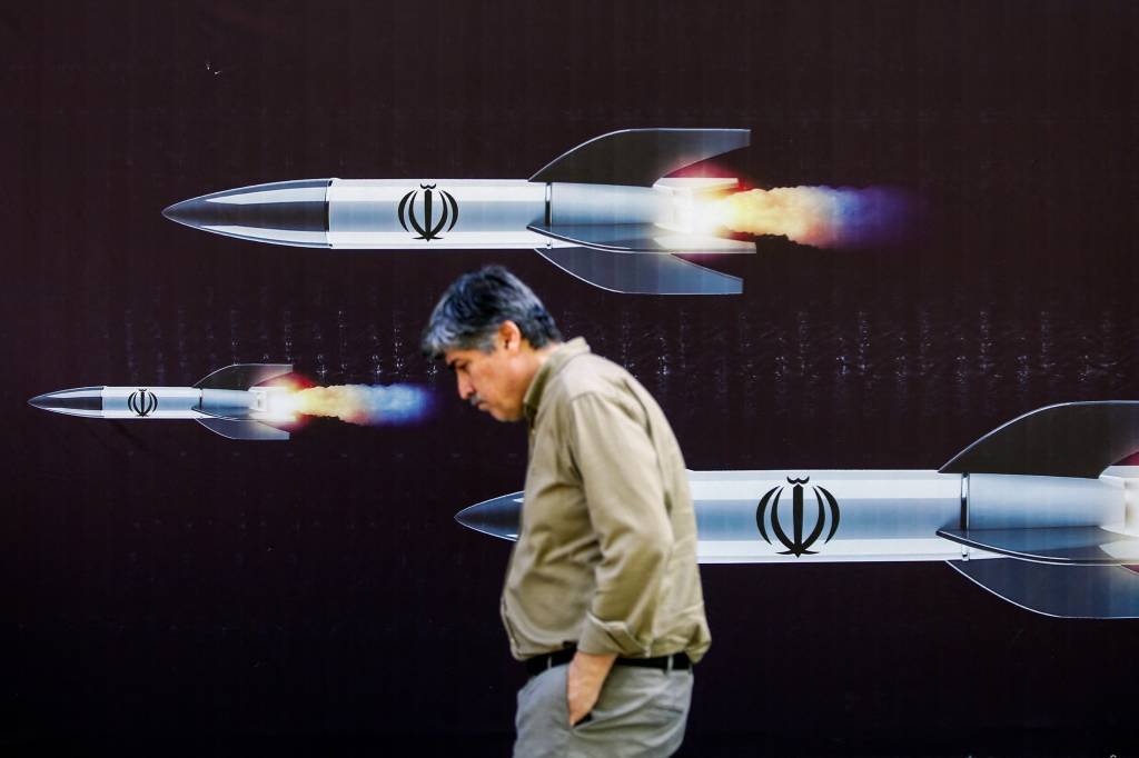 R$ 5 bilhões por noite: guerra ampliada entre Irã e Israel traria alto risco econômico
