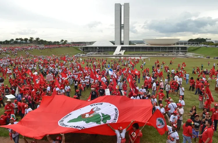 MST: Congresso discute sobre invasões do MST (José Cruz/Agência Brasil)