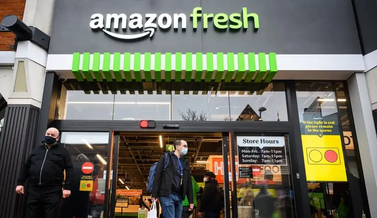 Amazon Fresh, em Londres, na Inglaterra: tecnologia que eliminava caixas será encerrada nas lojas da varejista (Leon Neal/Getty Images)