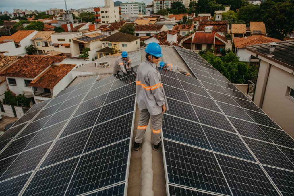 Brasil alcança 2 milhões de residências com energia solar; veja o ranking dos estados