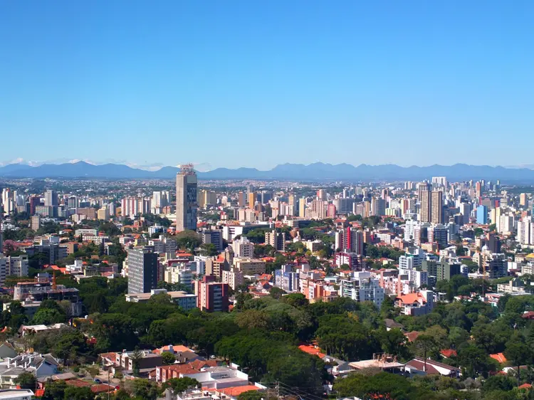 Vista panorâmica de Curitiba (PR) (Eduardo PA/Getty Images)