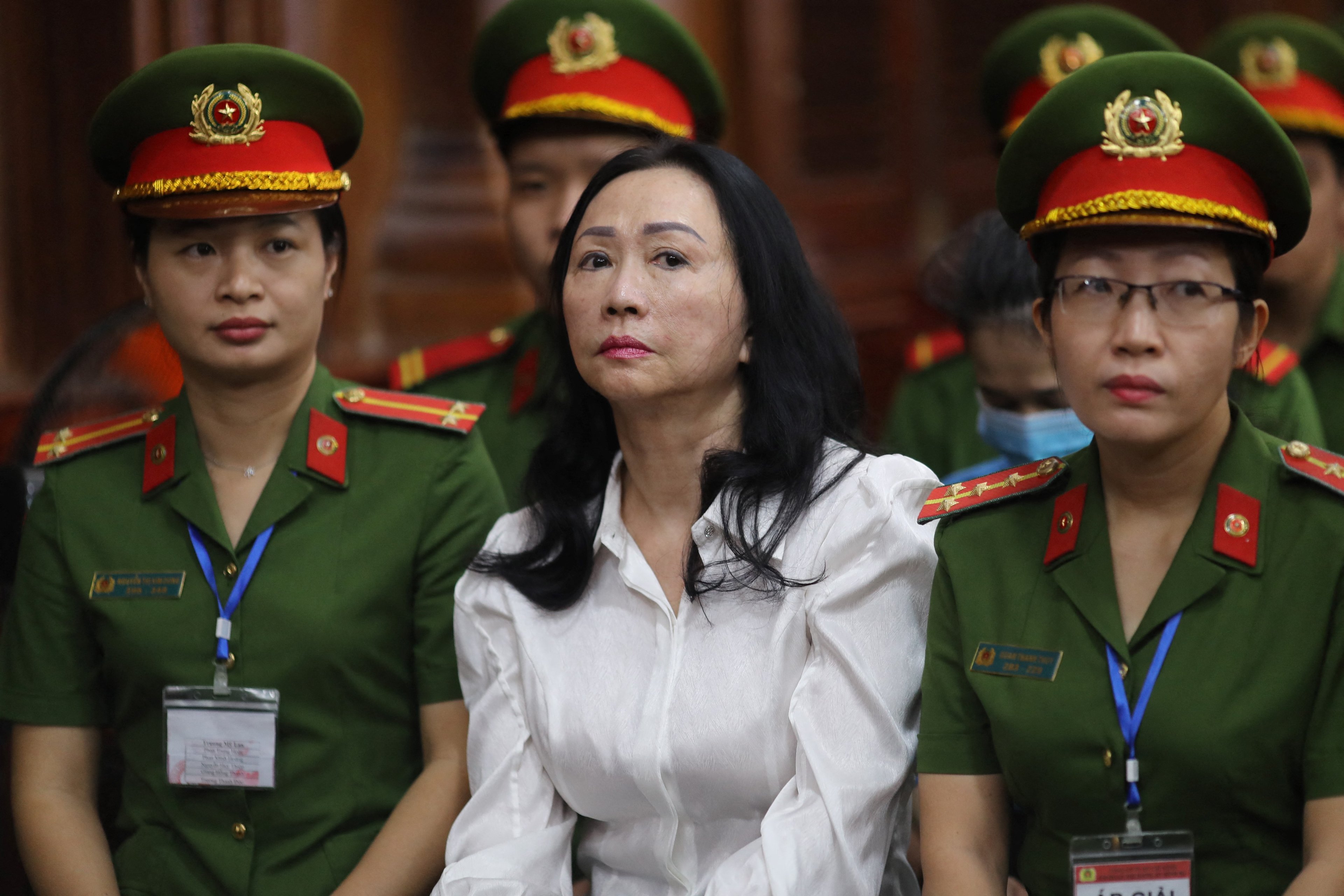 Bilionária é condenada a morte no Vietnã por fraude de US$ 12 bi