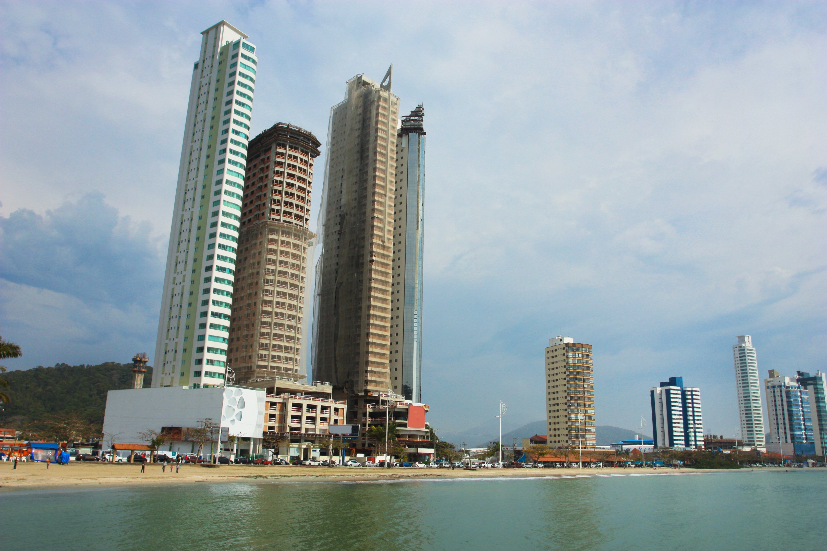 Obras de proteção costeira nem sempre evitam a erosão marinha