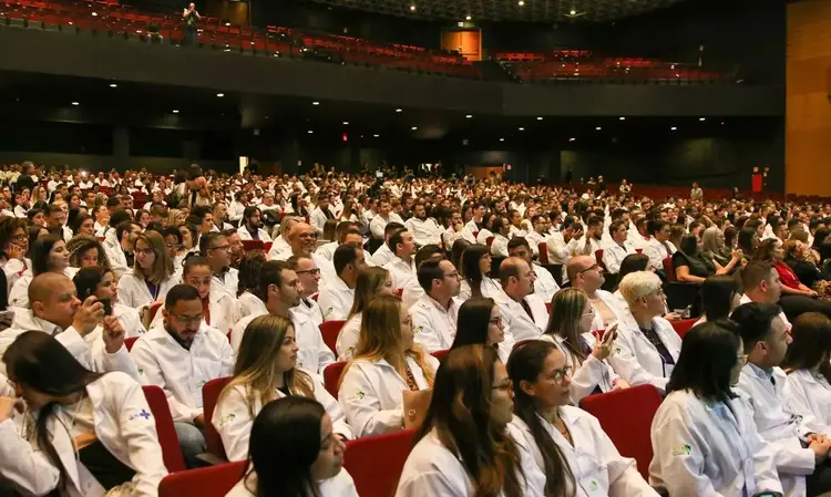 Brasil: demografia médica 2024 foi divulgada nesta segunda pelo CFM (Wilson Dias/Agência Brasil)