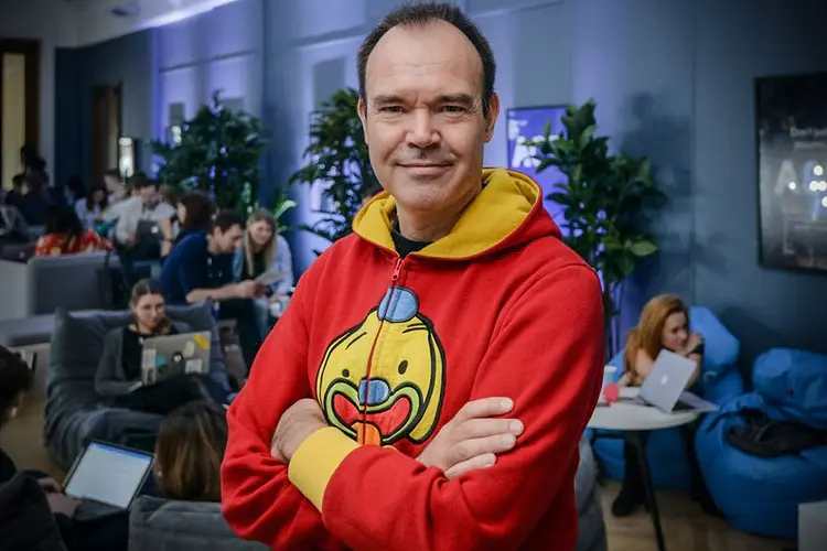 Peter Vesterbacka, criador dos famosos jogos Angry Birds: Não há jovens suficientes para viver na nação mais feliz do planeta; quem trabalha aqui normalmente tem de 5 a 6 semanas de férias por ano (Peter Vesterbacka/Divulgação)