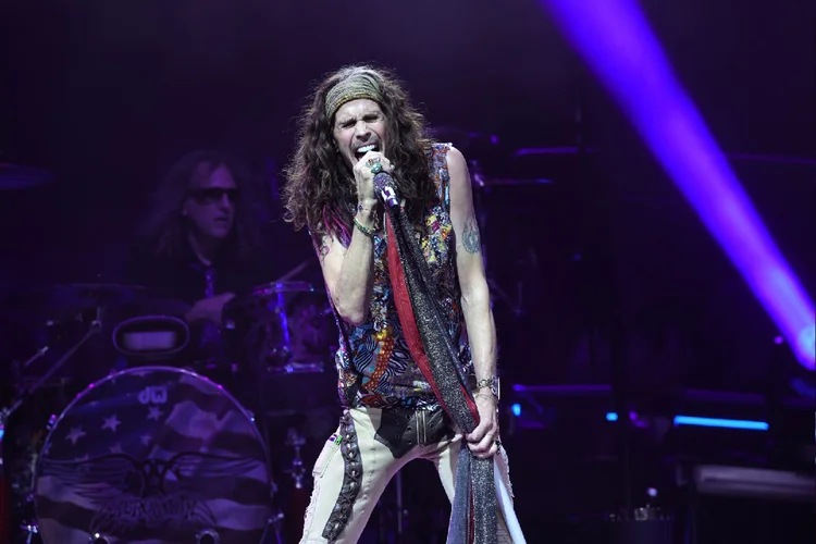 Aerosmith: Steven Tyler retorna aos palcos após 7 meses de afastamento (	Kevin Mazur /Getty Images)