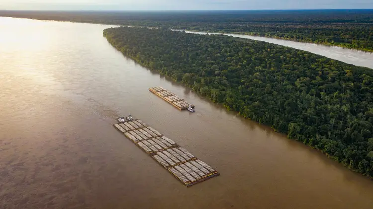 Descarbonização: barcaças da Hermasa, abastecidas com o biocombustível, levarão os grãos entre Porto Velho (RO) e Itacoatiara (AM) (Amaggi/Divulgação)