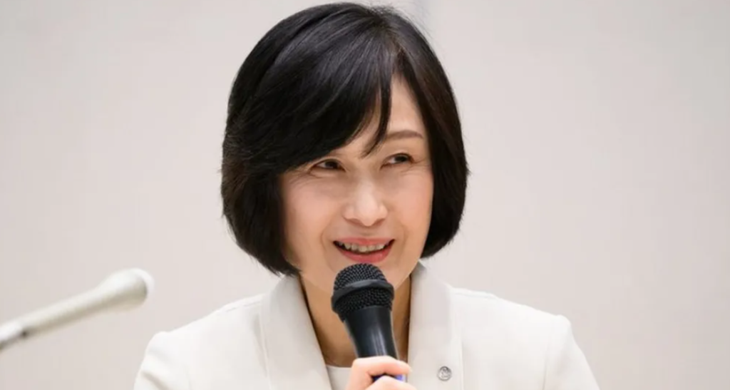 Imagem referente à notícia: Ex-aeromoça se torna primeira presidente mulher da Japan Airlines