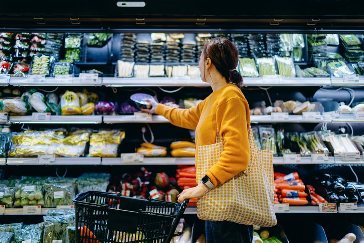 Pagamento do vale-alimentação é obrigatório? Veja o que diz a CLT