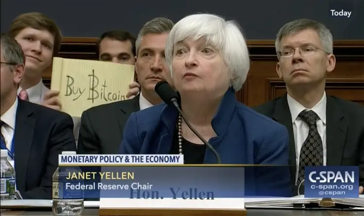 Audiência de Janet Yellen no Congresso viralizou em 2017 (Reprodução/Reprodução)