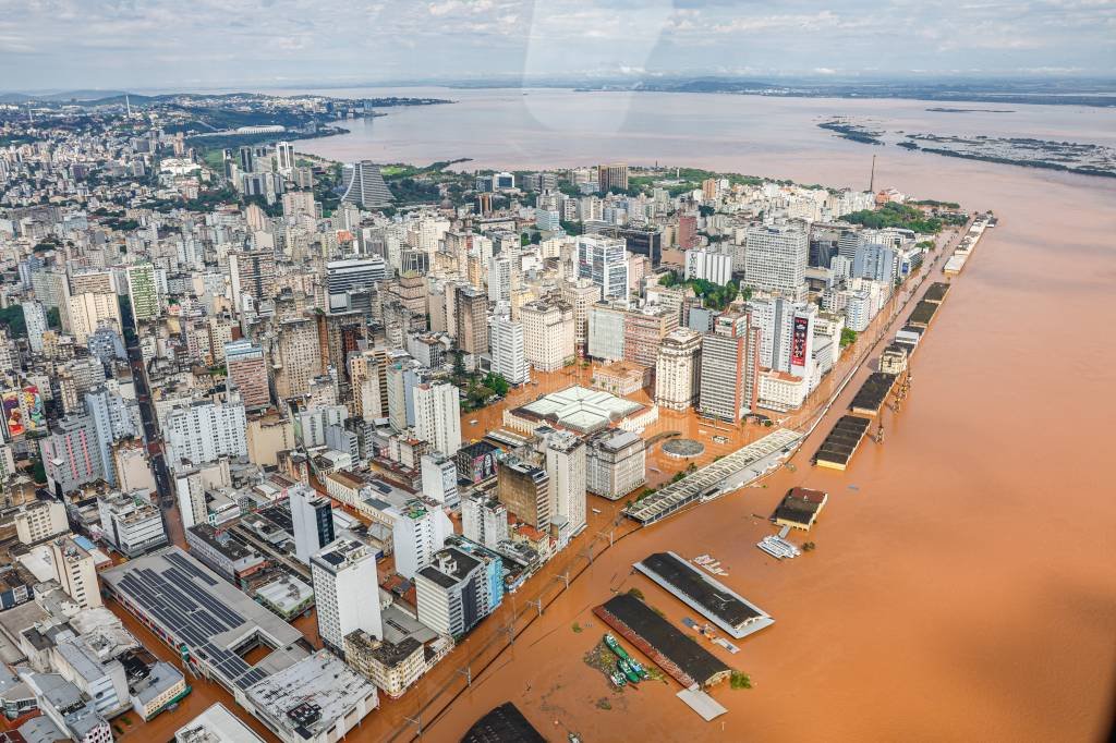 Clima e economia: inundações reforçam série de tragédias no RS e podem levar a recessão em 2024
