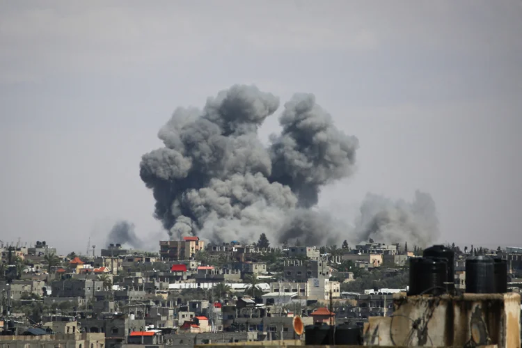 Bombardeio israelense em Gaza em maio deste ano (AFP/Getty Images)