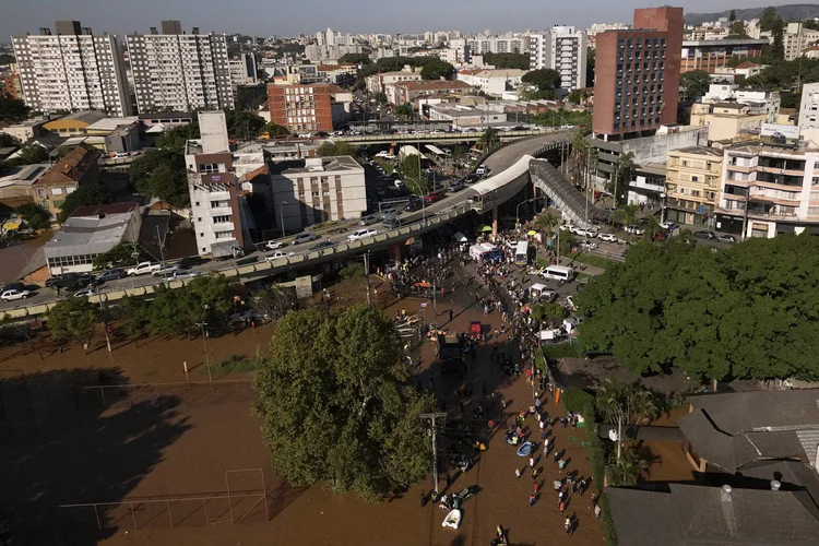 Chuvas no Rio Grande do Sul: estado sofre com enchentes e deslizamentos  (Florian PLAUCHEUR/AFP)