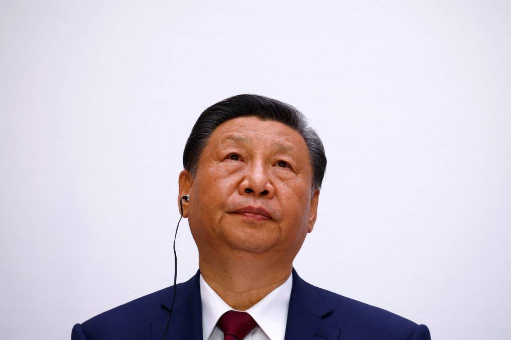 China está desenvolvendo o próprio 'ChatGPT' com filosofias de Xi Jinping
