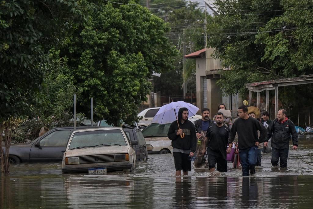 Após enchentes, Rio Grande do Sul perde 25% da arrecadação no ICMS