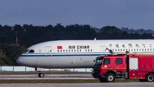 EUA restringem exportações de peças de aeronaves e chips para a China