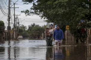 Enchentes no RS: sobe para 165 o número de mortos e 64 pessoas seguem desaparecidas