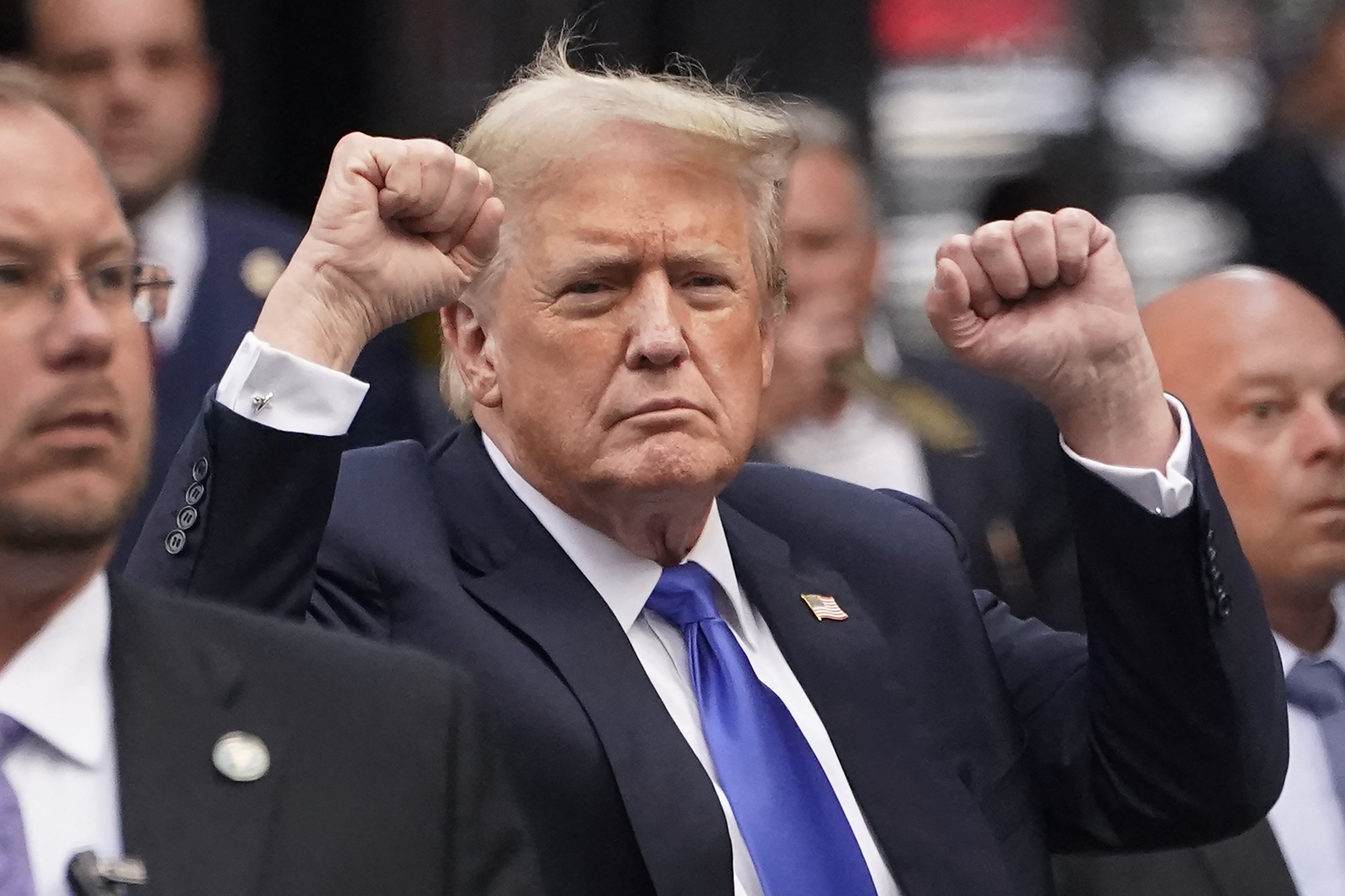 Juiz suspende parcialmente ordem de silêncio imposta a Trump antes de julgamento