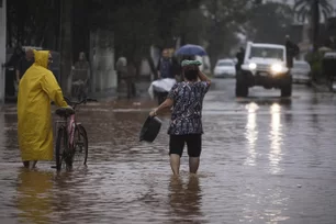Imagem referente à matéria: Porto Alegre inicia semana com 70% da população sem água e aulas suspensas