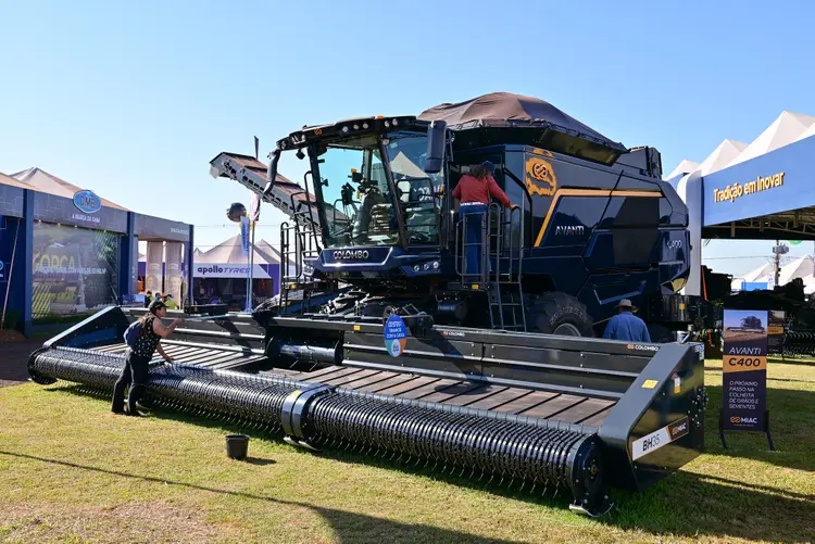 Máquinas agrícolas em exposição na Agrishow 2024, em Ribeirão Preto (Divulgação)