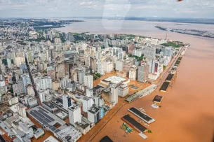 Enchentes no RS: mais de 76 mil pessoas estão em abrigos; 155 mortes e 94 desaparecidos