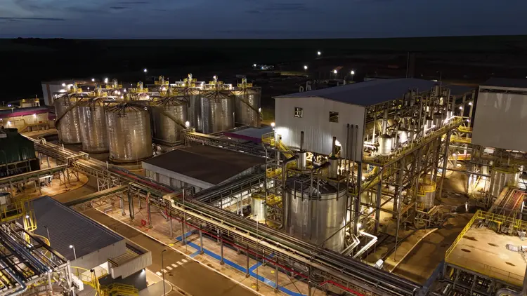 Parque de Bioenergia da Raízen em Guariba (SP): investimento consolida a empresa como a maior produtora mundial de etanol a operar duas plantas de E2G em escala industrial (Raízen/Divulgação)