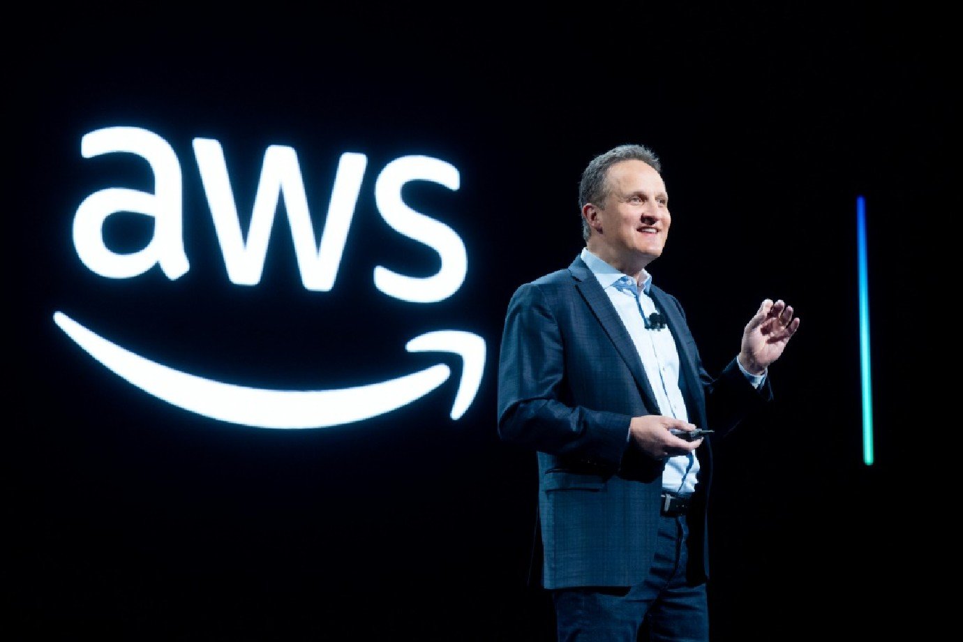 Amazon anuncia saída do chefe da AWS, sua subsidiária em computação na nuvem