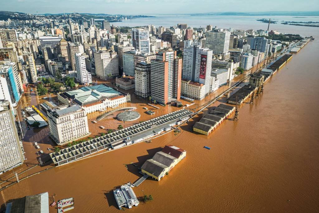 Ainda afetado por cheias, metrô volta a operar na grande Porto Alegre