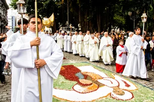 Imagem referente à matéria: Corpus Christi: veja em quais cidades data será feriado
