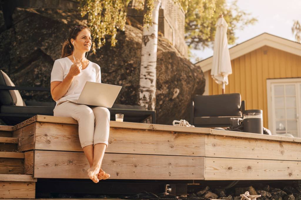 Quer trabalhar de qualquer lugar do mundo? Veja as vagas de home office disponíveis nesta semana