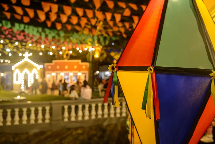 Realizado majoritariamente nas igrejas, as tradicionais festas de São João ocorrem geralmente nas ruas (Divulgação/Getty Images)