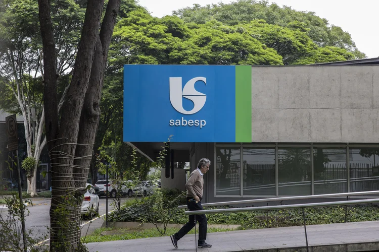 Sabesp: privatização é defendida pelo governador Tarcísio de Freitas ( Victor Moriyama/Bloomberg/Getty Images)