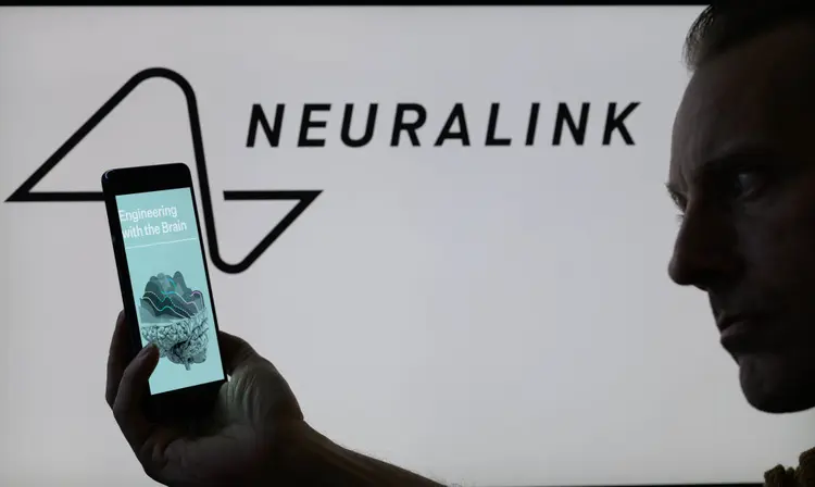 Neuralink: empresa de neurotecnologia recebe aprovação da FDA para novo teste em voluntário (Jonathan Raa/NurPhoto /Getty Images)