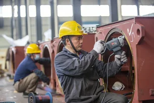 Produção industrial cresce 6,7% na China em abril e anima investidores