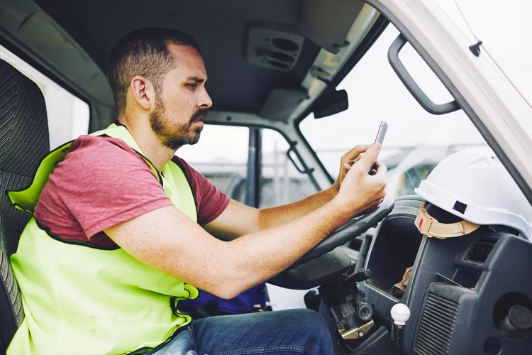 A Geotab, fundada no Canadá, atualmente atende mais de 50 mil clientes corporativos em 160 países. Diariamente, a empresa processa mais de 75 bilhões de pontos de dados. (Tempura/Getty Images)